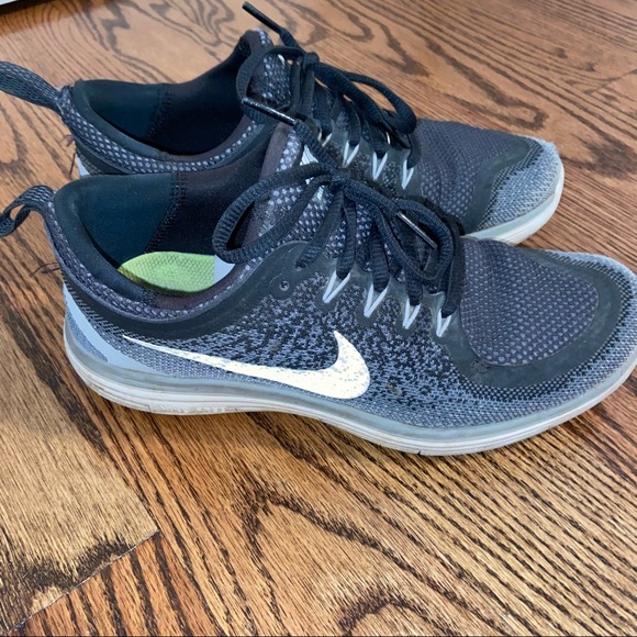 Nike running sneakers - Picture 5 of 7